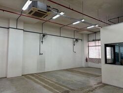 Woodlands East Industrial Estate (D25), Factory #595637751